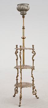 GOLVFOTOGENLAMPA, gjutjärn och mässing, nyrokoko, 1800-tal.