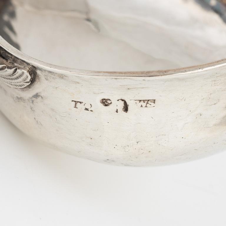 Soppslev, silver, Stockholm, 1801, och såssked silver, Frans Holm, Vadstena, 1857.