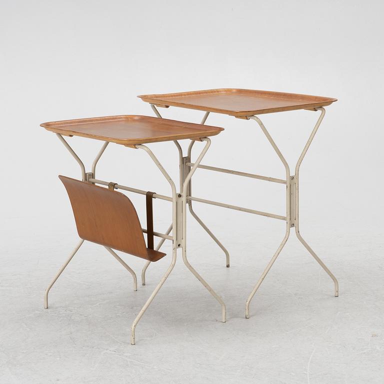 Elias Svedberg, satsbord med tidningsfack, två delar, ur "Triva"-serien, Nordiska Kompaniet, 1950-tal.