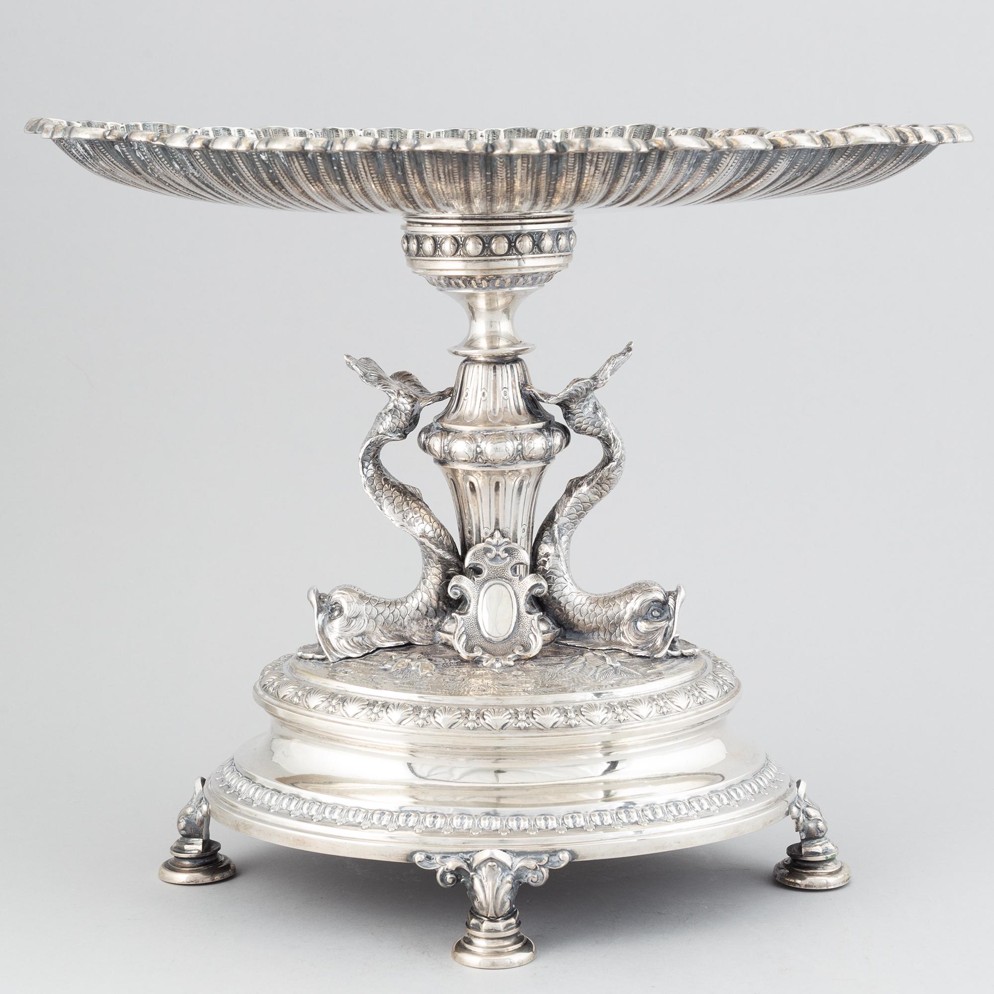 A 19th century silver 800/1000 tazza.