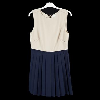 KLÄNNING, Phillip Lim, New York.