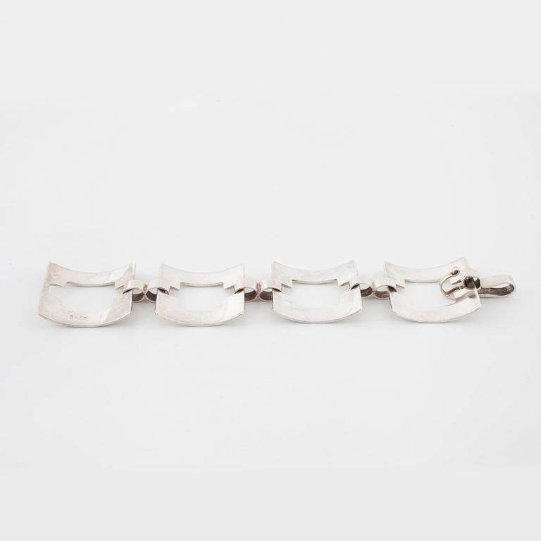 KARL-INGEMAR JOHANSSON, Göteborg, 1966, a bracelet.