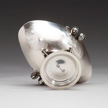 Georg Jensen, a sterling silver bowl, Copenhagen 1919-1927, design o 235B.