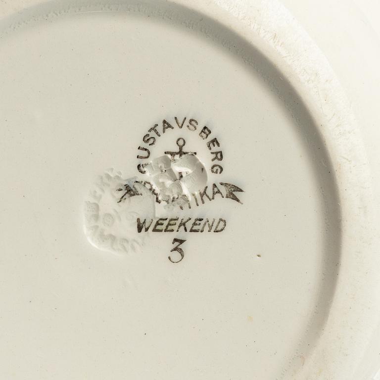 Wilhelm Kåge, a 106 pieces creamware 'Praktika/ Weekend' service, Gustavsberg, Sweden 1930s.