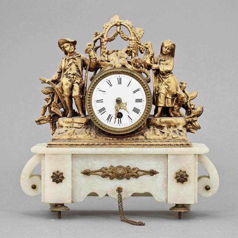 BORDSUR, Louis XVI-stil, 1900-tal.