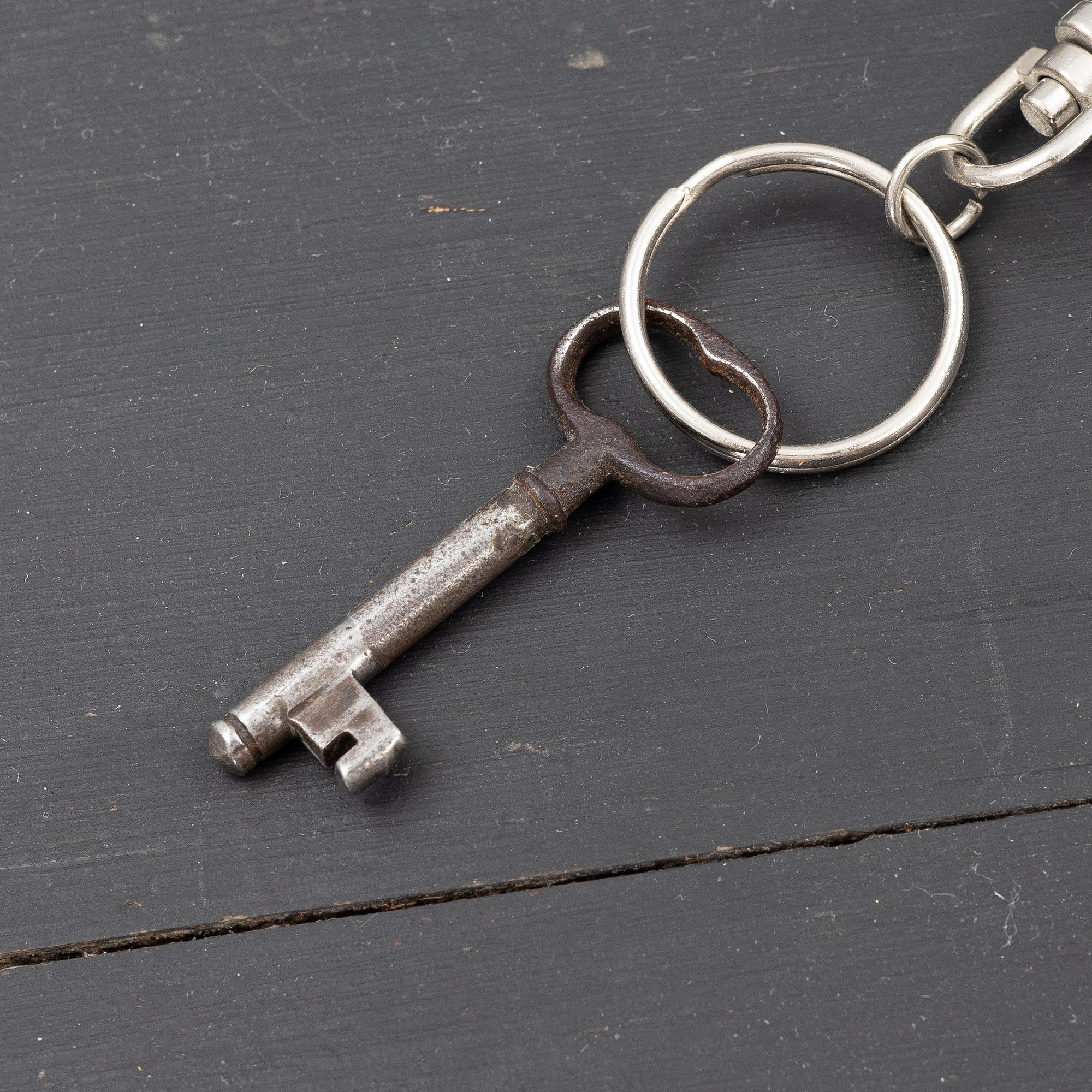 Display cabinet, upper part, 19th century.
