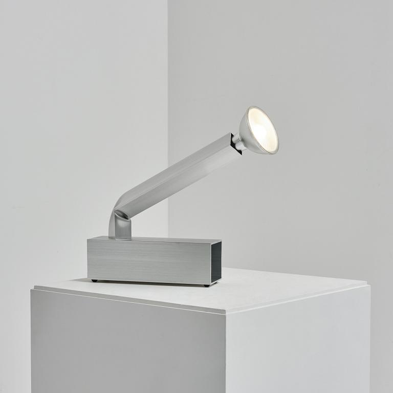 David Taylor, bordslampa, unik, "Aluminium Table Lamp #2", Studio Mellösaverken, Sverige, 2025.