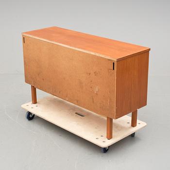 SIDEBOARD, 1960-tal.