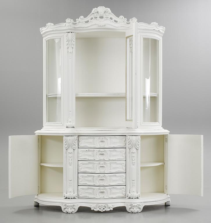 SKÄNK, barockstil, modern tillverkning.