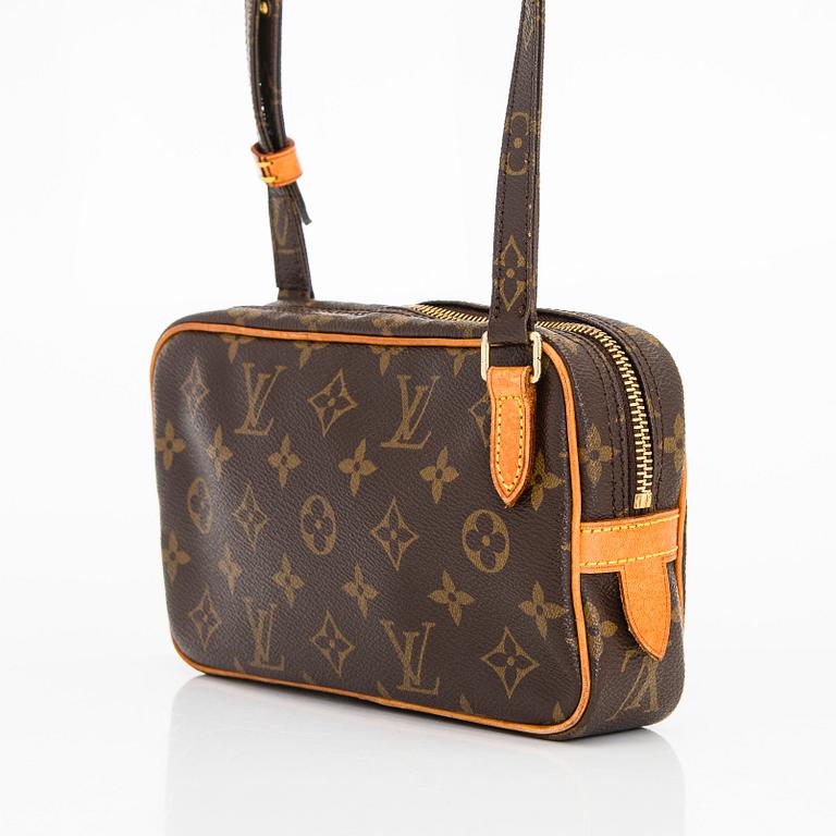 Louis Vuitton, a Monogram Canvas 'Marly Bandoulière' bag.