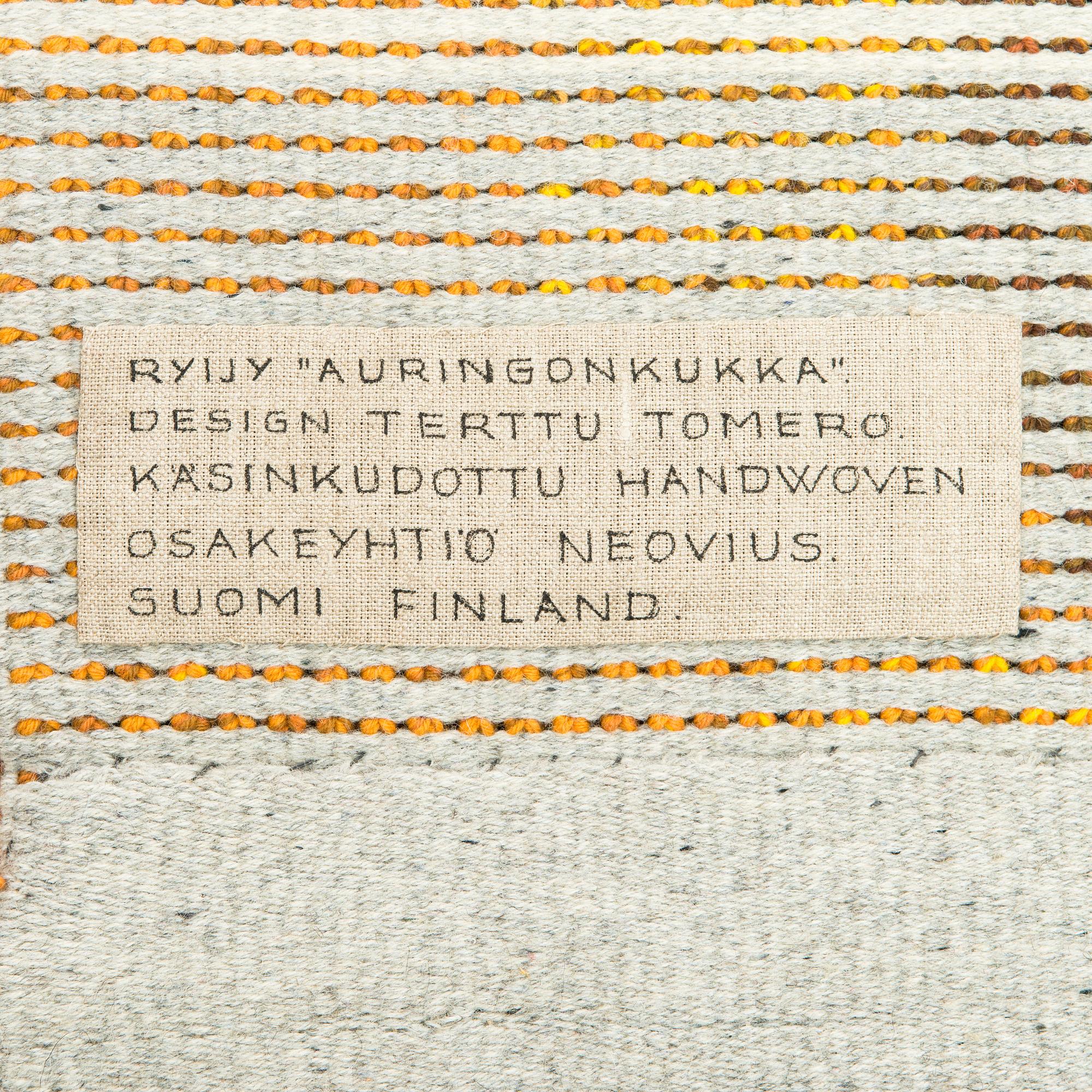 Terttu Tomero, rya, "Solros" för Neovius.