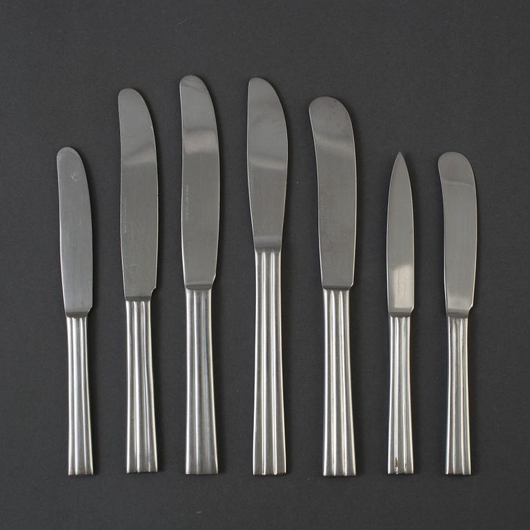 FOLKE ARSTRÖM, a 'Thebe' 141 piece stainless steel cutlery service from Gense.