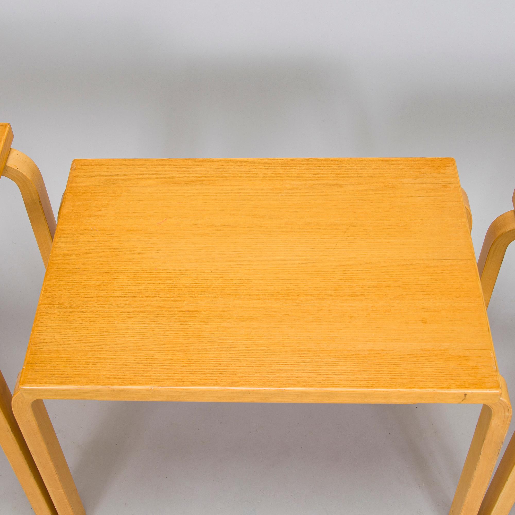 Alvar Aalto, satsbord, 3 delar, modell 88, Artek 1900-talets slut.