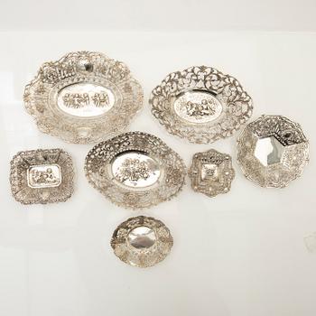 Fat/ Bowls, 7 pieces, silver, 20th century.