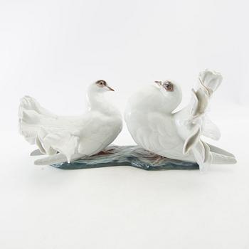 Fritz Heidenreich, Figure Rosenthal Germany 20th century porcelain.