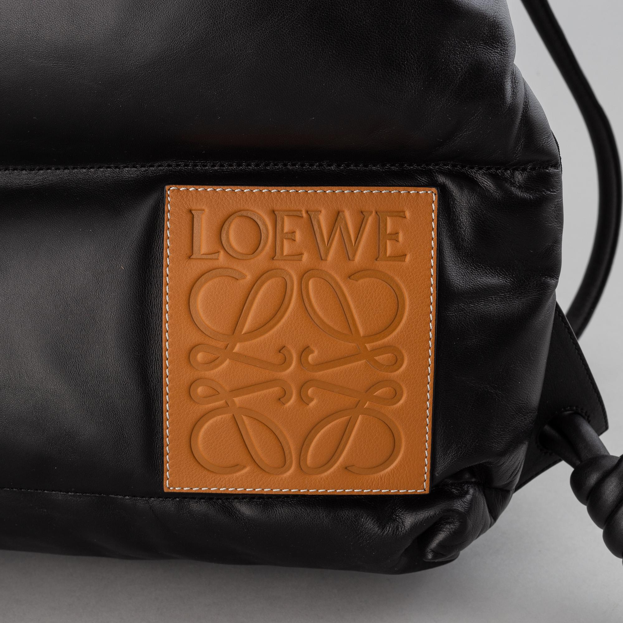 Loewe Yago Puffy Backpack 335 73 Loewe Loewe Yago Puffy Backpack Y 335 73 Z55 Rucksack | Grailed main image 3