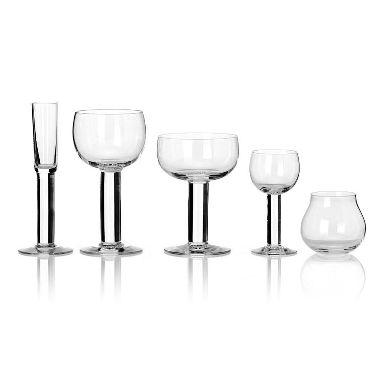 Gunnar Cyrén, a 46 pieces 'Kolonn' glass service, Orrefors, Sweden, post 1964.