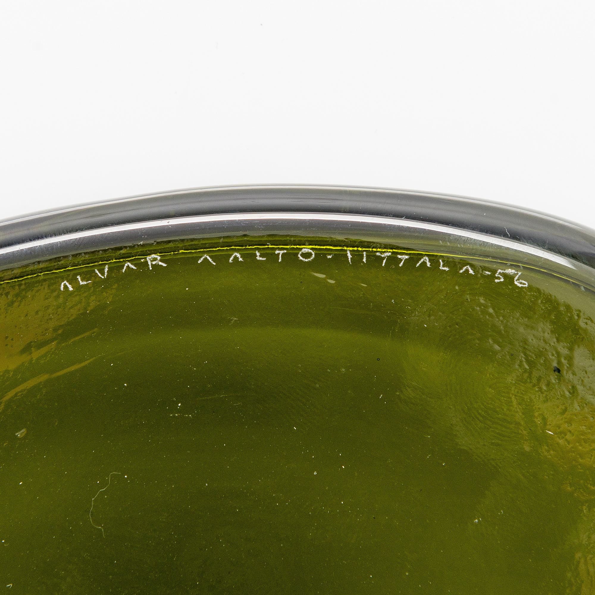 Alvar Aalto, four '3900-37' plates signed Alvar Aalto Iittala -56.
