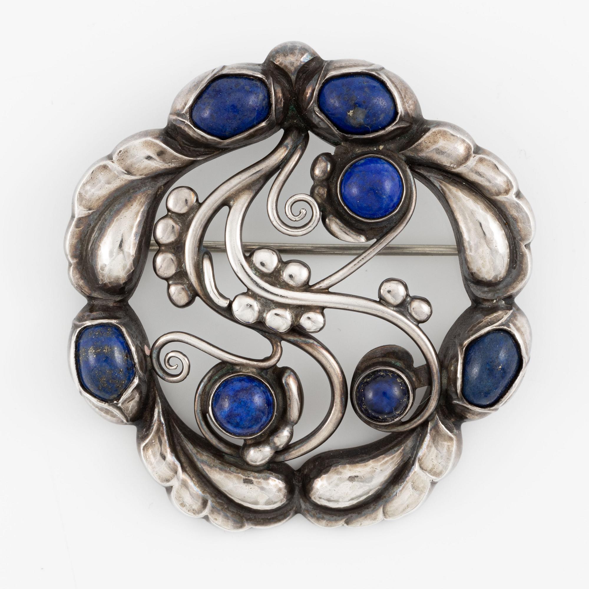 Georg Jensen brosch sterlingsilver och lapiz lazuli, Danmark efter 1945.