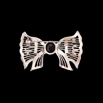 BROSCH, silver, svart sten, markasiter, 1900-talets mitt.