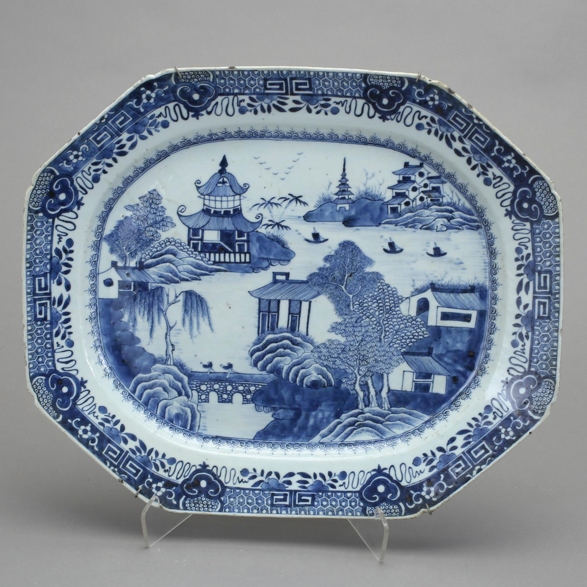STEKFAT, porslin, Kina, Chien-lung, 1736-1795.