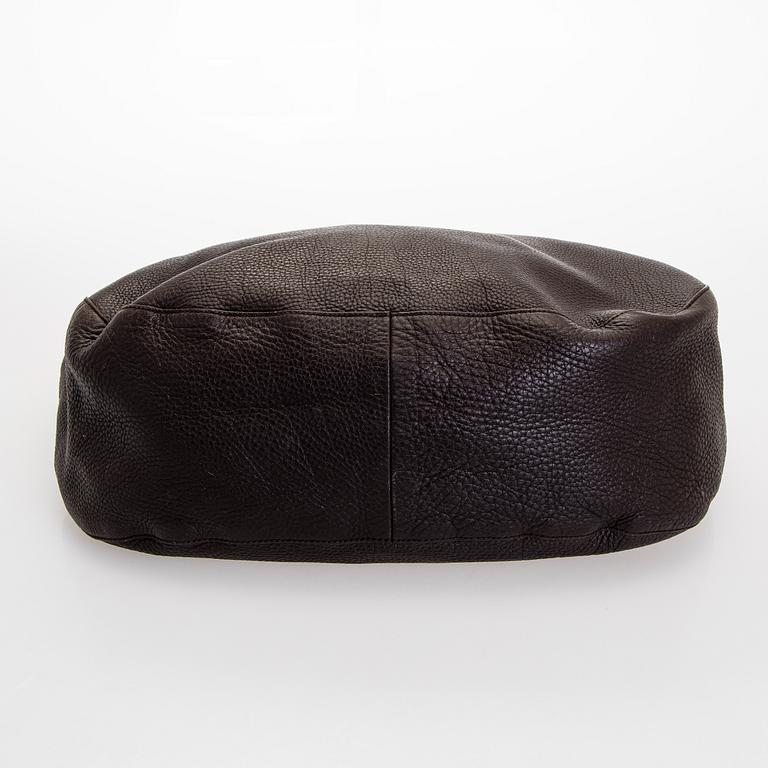 Gucci, an "Interlocking G" bag.