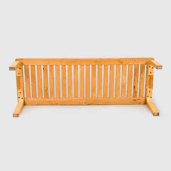 Alvar Aalto, Penkki, malli 153, Artek, 1960/70-luku.