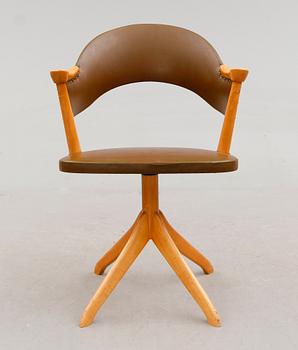 SKRIVBORDSSTOL, 1900-talets mitt.