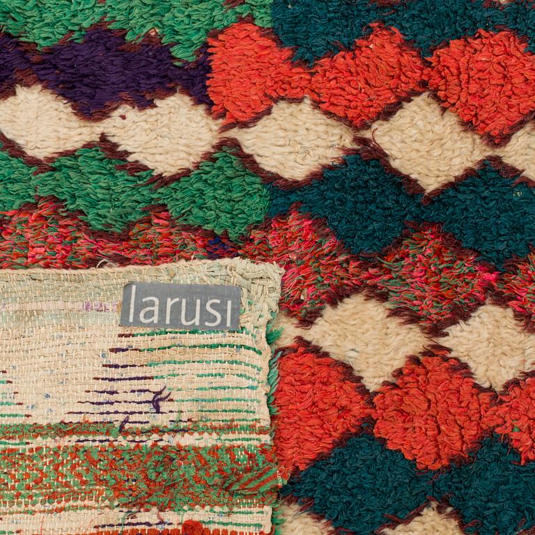 MATTA, semiantik, Azilal Marocko, ca 160 x 130 cm.