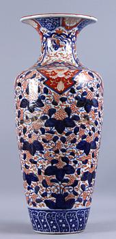 GOLVURNA, porslin, Japan, 1800/1900-tal.