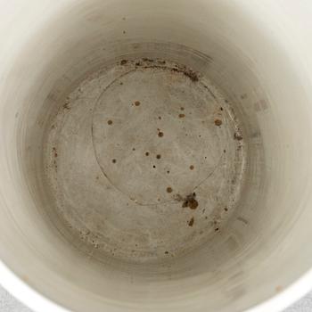 An early 20th century porcelain umbrella stand.