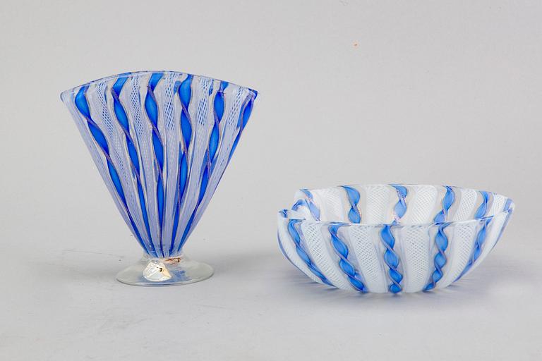 A vase and bowl Murano mid 1900s.