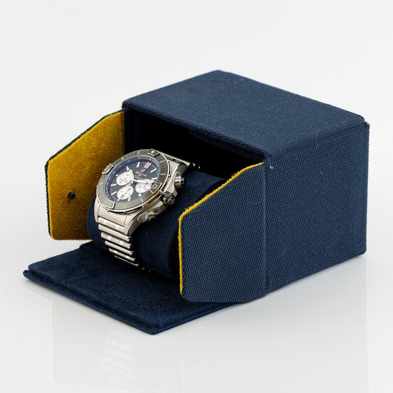 Breitling, Super Chronomat B01 44, chronograph, wristwatch, 44 mm.