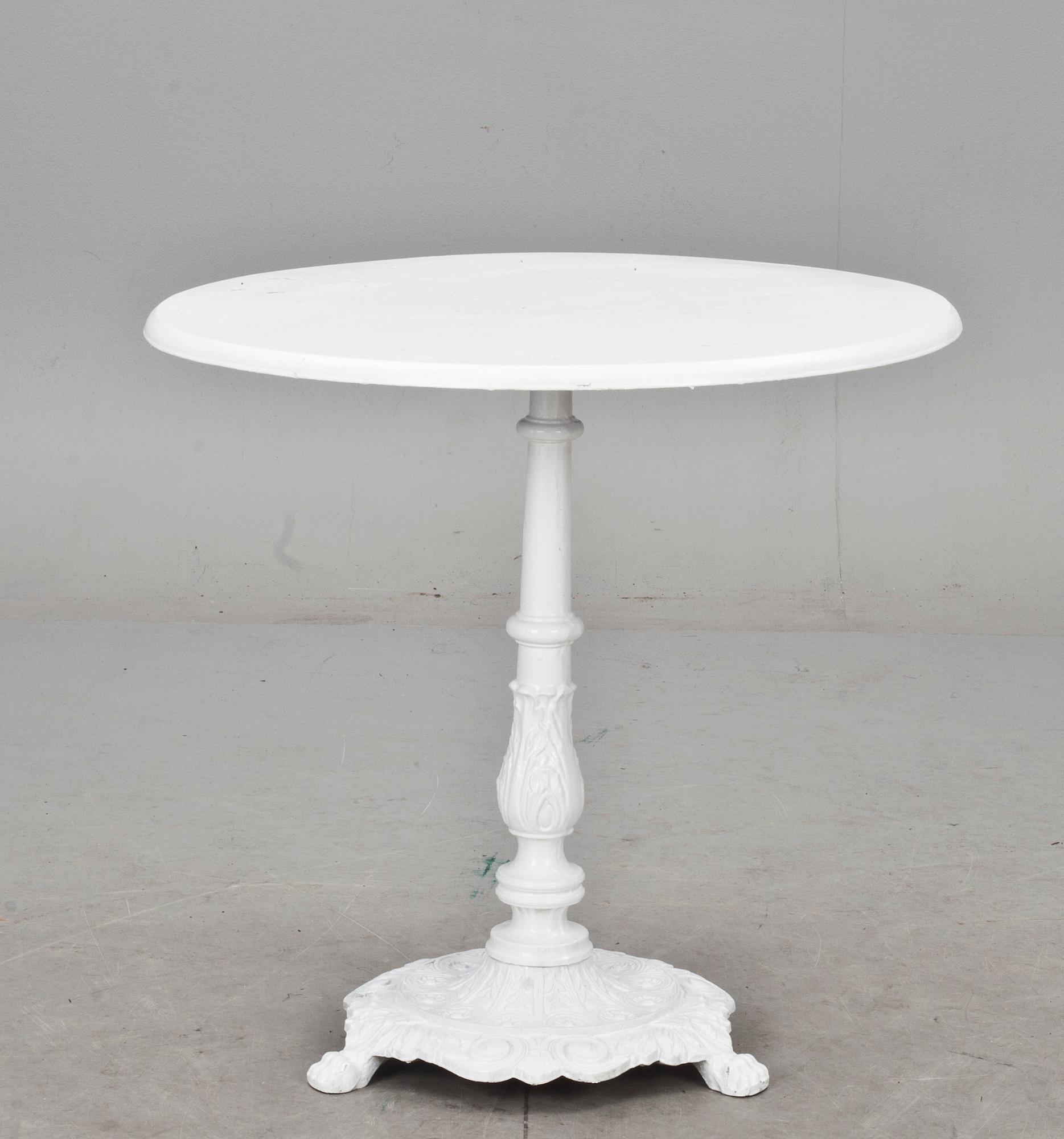 PARKBÄNK, Anderstorps metallgjuteri med BORD. 1900-talets slut.