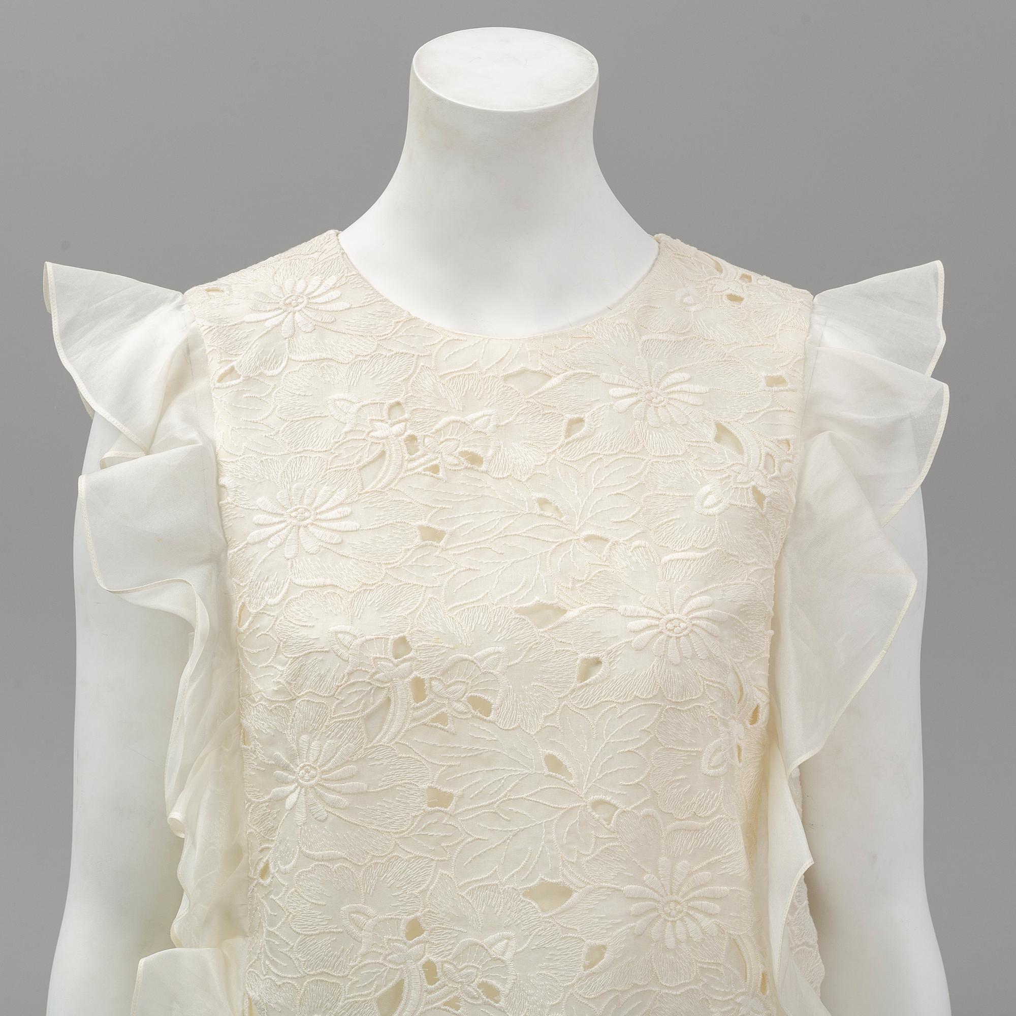 GIAMBATTISTA VALLI, a dress, size 44.