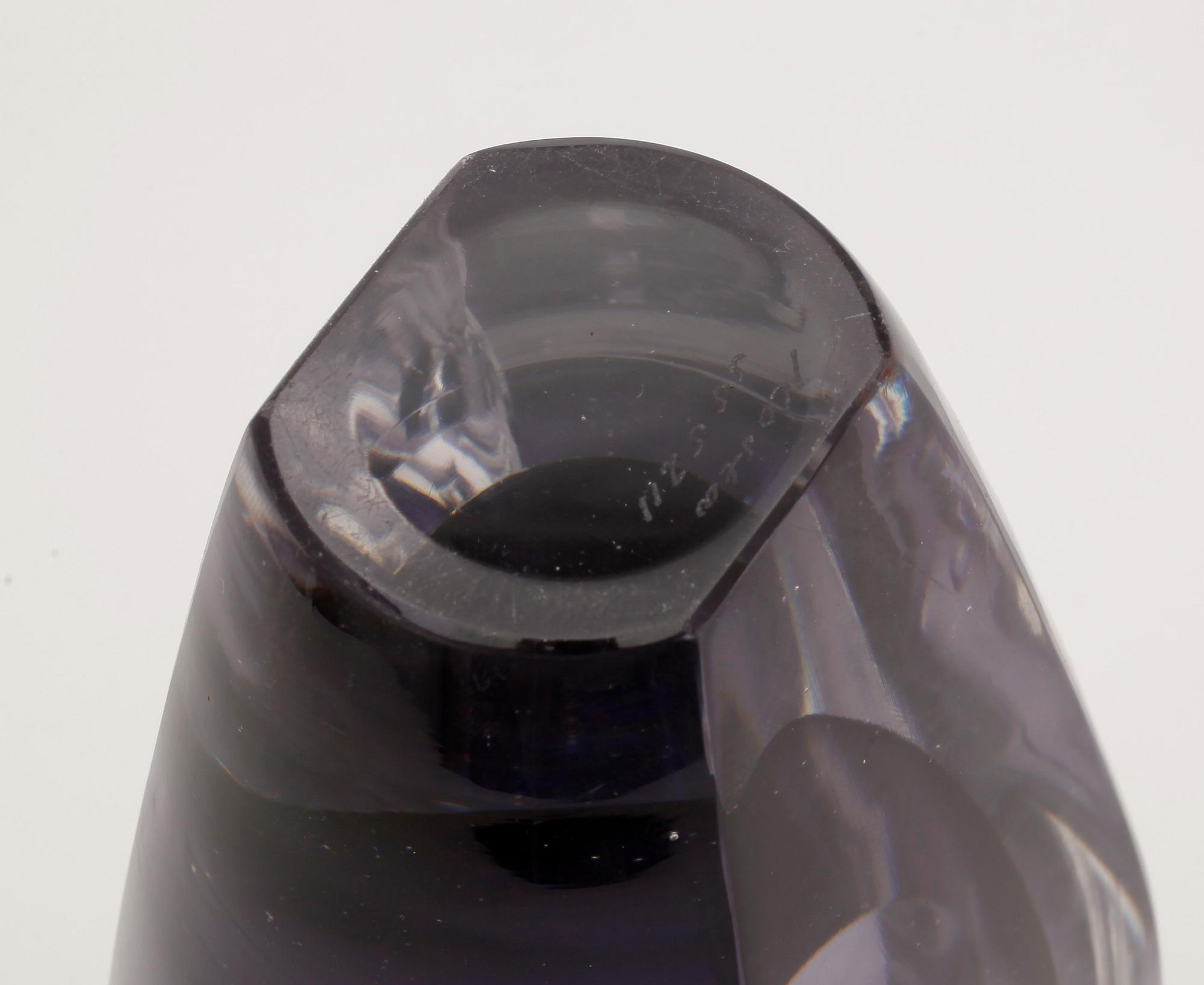 VAS, glas, Mona Morales Schildt, Kosta, 1900-talets andra hälft.