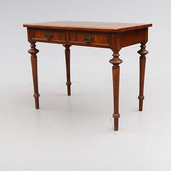 SKRIVBORD, omkring år 1900.