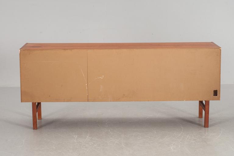 SIDEBOARD, "Arild", Nils Jonsson för Troeds, Bjärnum, 1960-tal.