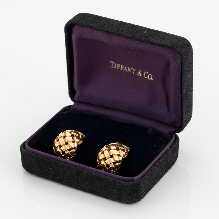 A pair of 18K gold Tiffany earrings "Vannerie".