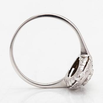 Ring, 18K vitguld, gammal- samt rosenslipade diamanter.