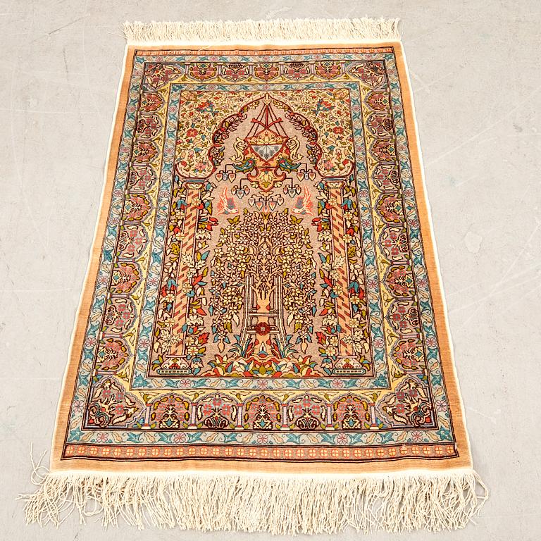 Matta Hereke silke metalltråd semiantik ca 96x62 cm.