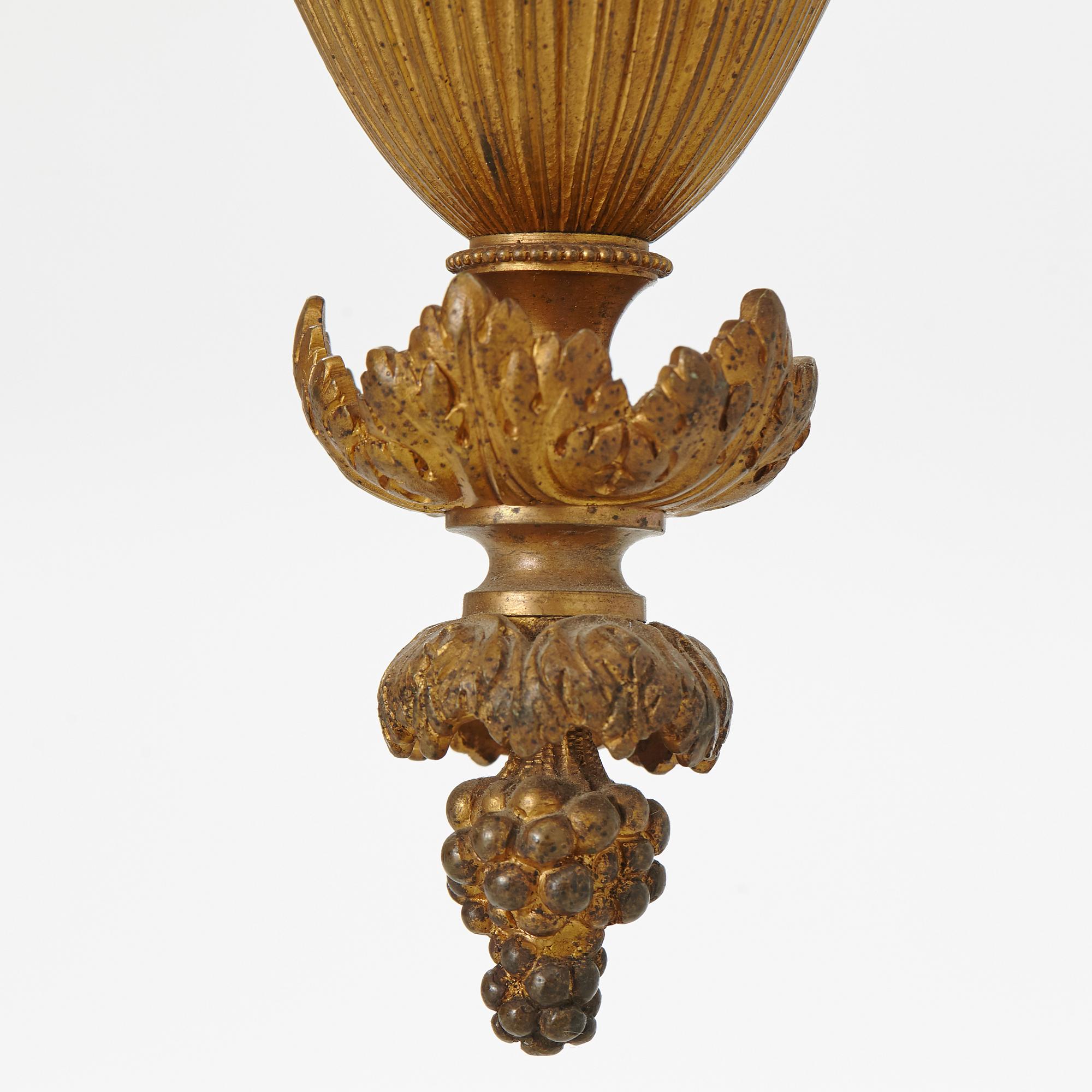 A chandelier, mid/second half of the 20th century.