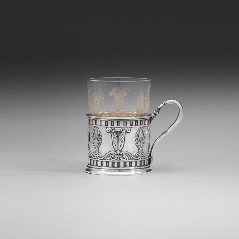 A Russian early 20th century parcel-gilt tea-glass holder, marked Ovchinnikov, St. Petersburg 1899-1908.