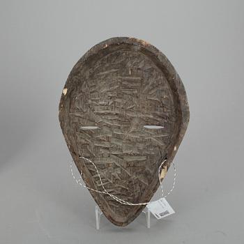 MASK, Afrika, 1900-tal.