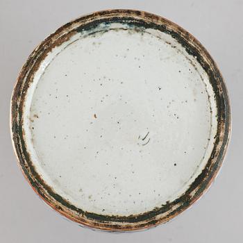 A blue and white floor vase, Qing dynasty, 19th century.