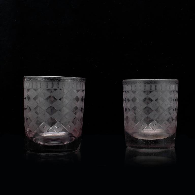 GLAS, ett par, 1800-tal.