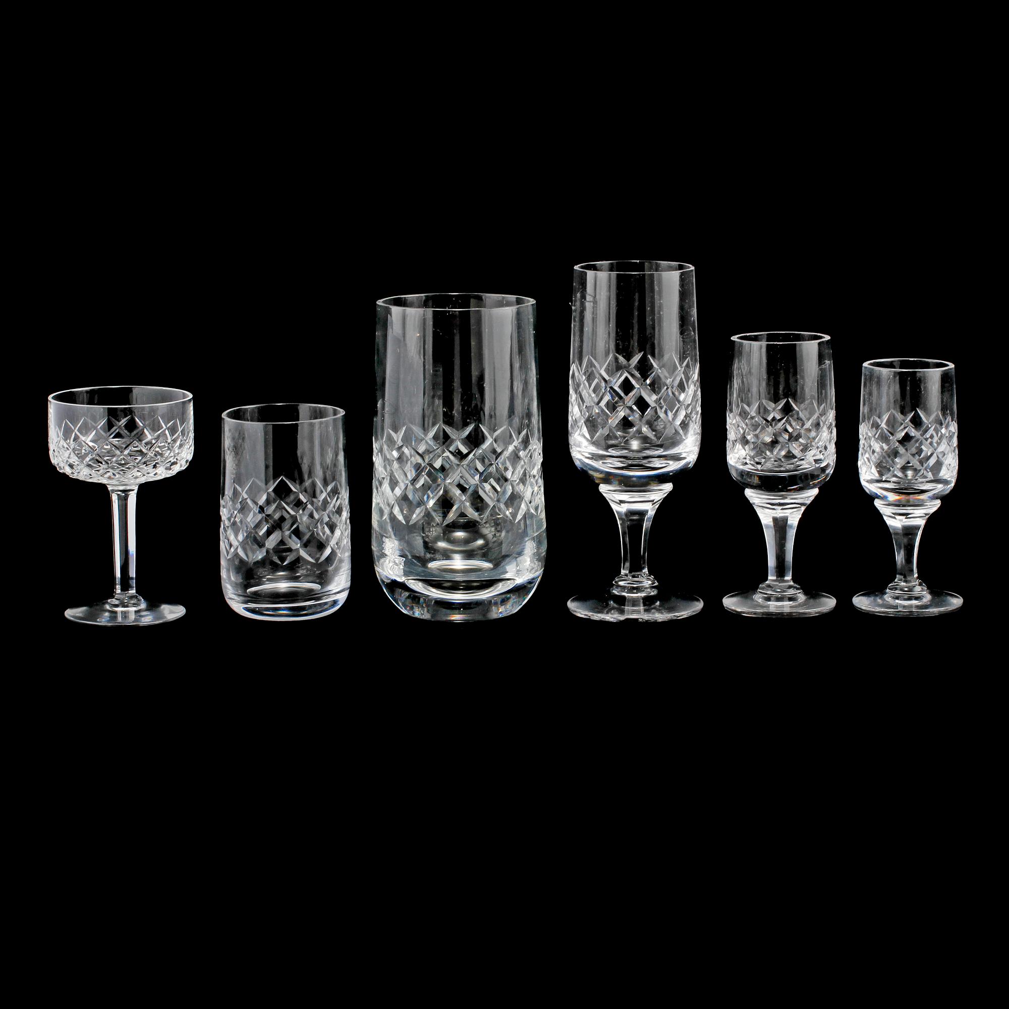 GLASSERVISDELAR, 66 st, Lindshammar, 1900-talets tredje kvartal.