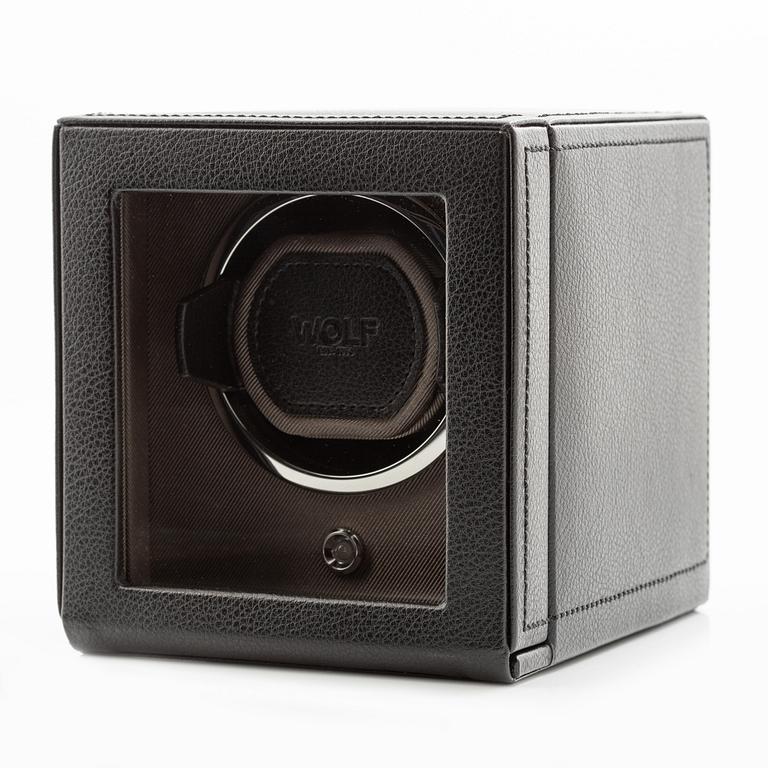 Wolf, Cub Single Winder, 14 x 15.4 x 14.8 cm.