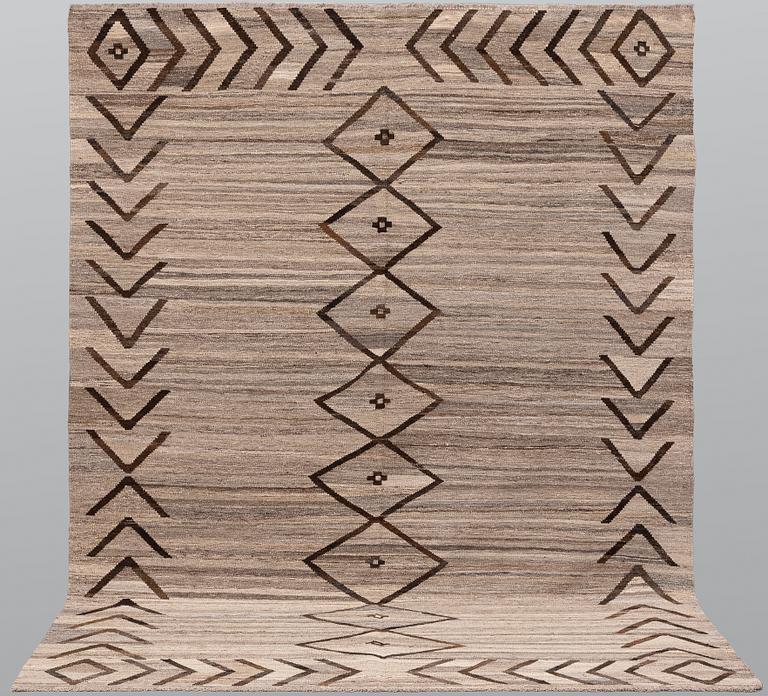 Matta, Kelim, Marocko design, ca 287 x 204 cm.