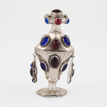 A Danish Silver Box, 'Hovedvandsegg', mark of FS Albertus, Copenhagen, early 20th Century.